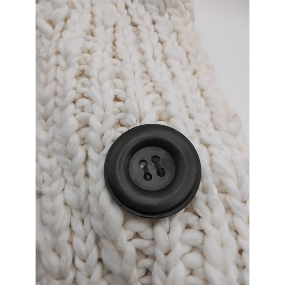 Fossil White Scarf  With Big Wooden Button Fluffy Soft Warm - Picture 6 of 6